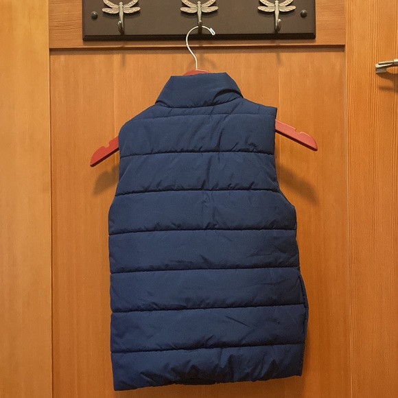 Puma Puffer Vest, kids 7/8, Like New - Picture 2 of 5